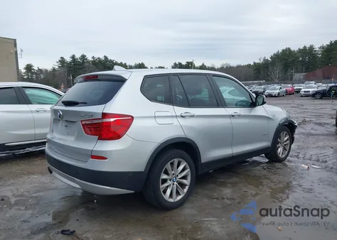 2013 BMW X3 xDrive28I z USA, uszkodzony, nr VIN 5UXWX9C56D0A08855